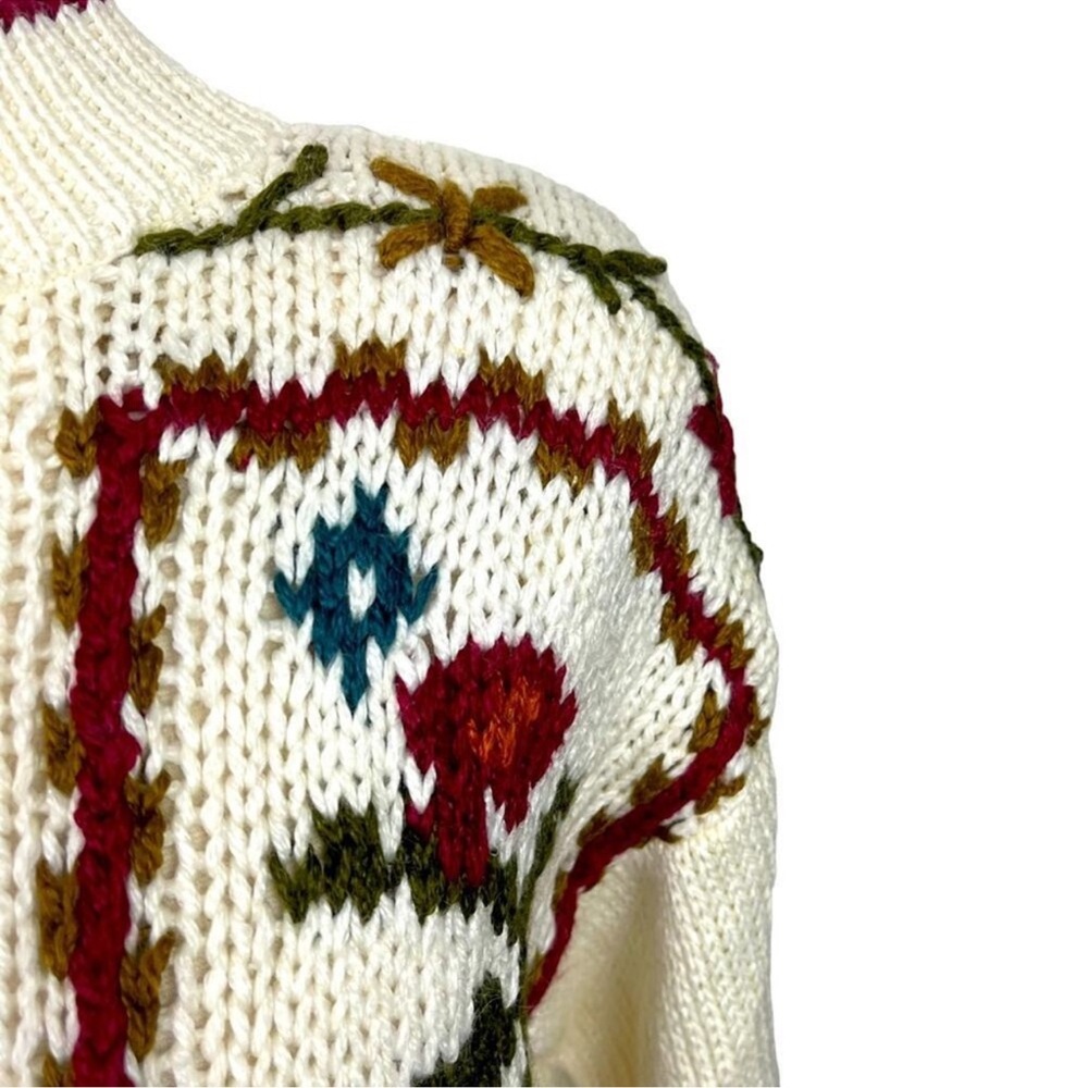 Vintage‎ 80s 90s Floral Embroidered Mock Neck Cottagecore Sweater M - Picture 6 of 9